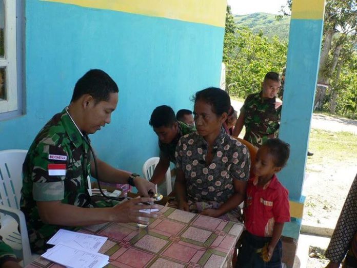Pengobatan Massal Satgas Yonif Linud 503 Mayangkara.