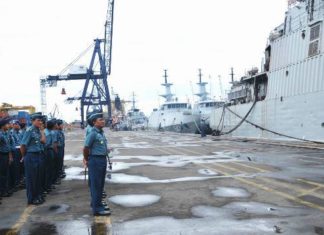 Keberangkatan 9 KRI Komando Armada RI Kawasan Barat dalam Latihan Gabungan TNI 2013 Keberangkatan 9 KRI Komando Armada RI Kawasan Barat dalam Latihan Gabungan TNI 2013.