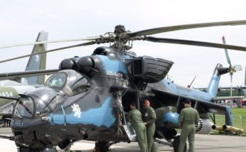 Alutsista Soviet Mi-24 milik Angkatan Bersenjata Ceko.