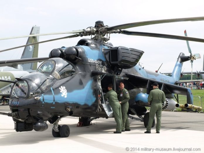 Alutsista Soviet Mi-24 milik Angkatan Bersenjata Ceko.