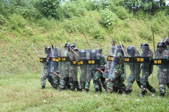 Batalyon Komando 466 Paskhas menggelar Latihan PHH dalam rangka kesiapan pengamanan pasca Pemilu Presiden dan Wakil Presiden 2014