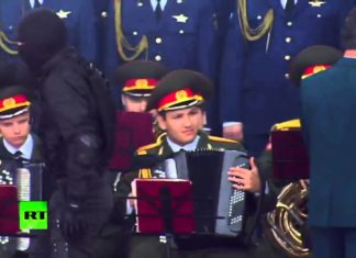 Video Spetsnaz menari ‘robot dance’! 398