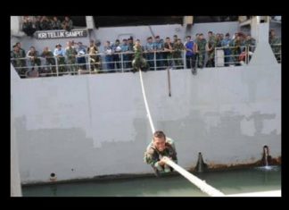 Lomba Ketahanan Fisik Koarmatim KRI Teluk Sampit