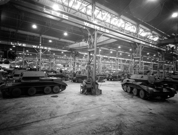 1940: A Ministry of Supply tank factory in Britain.