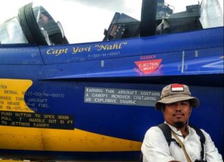 Mengenang TT-5007 yang Malang T-50i TT-5007 dan Penulis, sehari sebelum kejadian - www.hobbymiliter.com