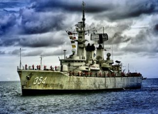 10 Kapal Perang TNI AL Perlu Diremajakan 10 Kapal Perang TNI AL Perlu Diremajakan
