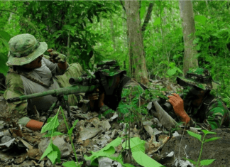 Intip TNI Berlatih Sniper Intip TNI Berlatih Sniper