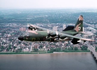 C-130 Hercules, Pesawat Angkut Militer Yang Multifungsi 13-1200px-EC-130E_PA_ANG_over_Harrisburg_1980-1024x691