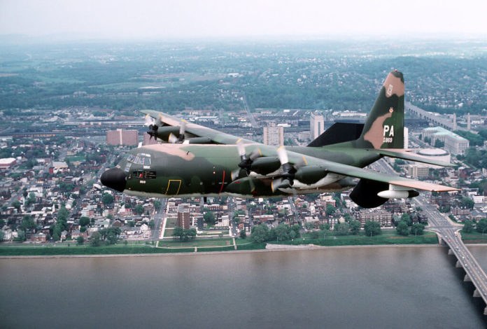 13-1200px-EC-130E_PA_ANG_over_Harrisburg_1980-1024x691 13-1200px-EC-130E_PA_ANG_over_Harrisburg_1980-1024x691