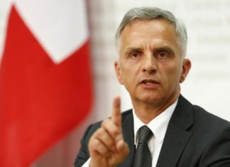 Swiss Wakili Hubungan Diplomasi Antara Arab Saudi dan Iran Swiss President and Foreign Minister Burkhalter speaks to the media during a news conference after the weekly meeting of the Federal Council in Bern