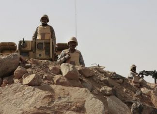 Rudal Pasukan Pemberontak Houthi Yaman Bunuh 50 Tentara Arab Saudi 55-houthi-yaman-bunuh-50-orang-tentara-saudi