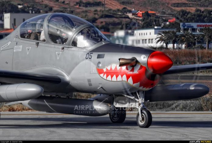 Pesawat Skadron Udara 21 EMB-314 Super Tucano Jatuh di Malang