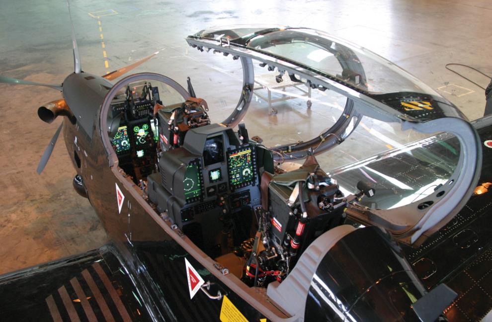 Kokpit EMB-314 Super Tucano Angkatan Udara Kolombia