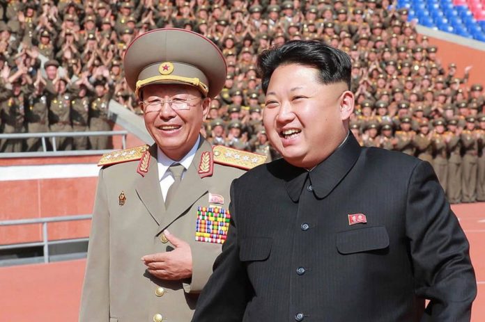 Ri Yong-Gil saat menemani Kim Jong-Un