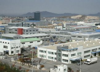 Korut Nasionalisasi Aset Korsel dan Luncurkan Rudal Jarak Pendek 100-korut-nasionalisasi-aset-korsel