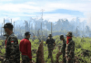Foto-Foto Aksi Tim Ekspedisi NKRI Padamkan Kebakaran Hutan Foto-Foto Aksi Tim Ekspedisi NKRI Padamkan Kebakaran Hutan