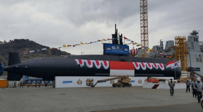 Video Korea Selatan Launching Kapal Selam Tipe 2091400 Pesanan Indonesia