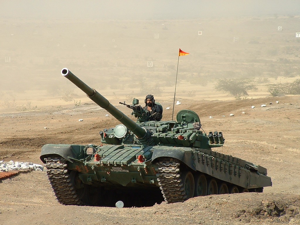 22-india-kirim-100-tank-t-72-ke-perbatasan-tiongkok-ladakh