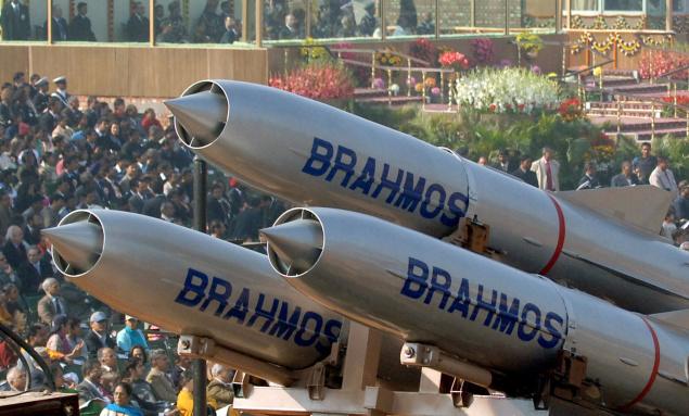 41-india-kirim-rudal-jelajah-brahmos-ke-perbatasan-tiongkok