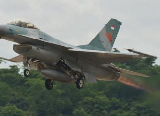 F16 TNI AU Angkasa Yudha 2016