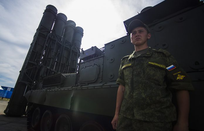 81-sistem-pertahanan-udara-s-300v4-buatan-rusia