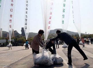 Korsel Sebar Balon Udara Berisi Brosur Anti Korut Ke Perbatasan 90-korsel-sebarkan-brosur-anti-korut-lewat-balon-udara