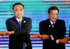 Duterte Akan Adakan Latihan Militer Gabungan Bersama Tiongkok dan Rusia Chinese Premier Li Keqiang and Philippines President Rodrigo Duterte pose for photo during the ASEAN Plus Three Summit in Vientiane