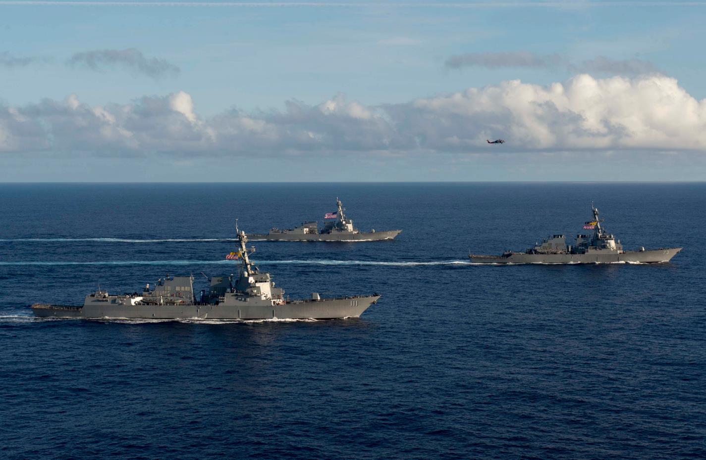Kapal-kapal US Navy yang tergabung dalam Surface Action Group (SAG). Sumber: Navaltoday.com