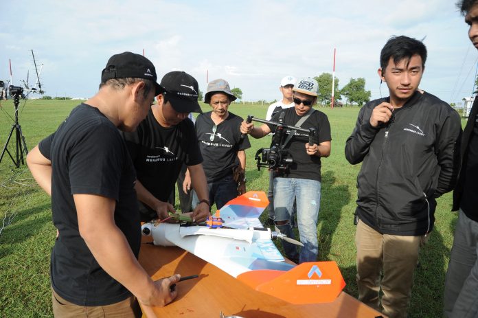 Menembus Langit ekspedisi UAV di Stratosfer Menembus Langit ekspedisi UAV di Stratosfer