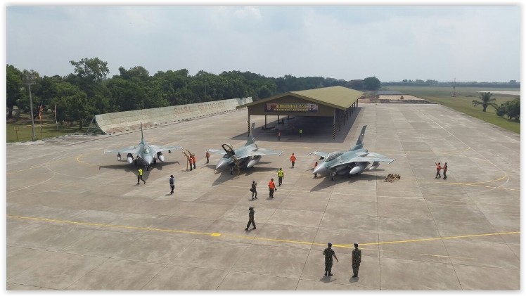 Pengadaan Alutsista TNI F-16C/D melalui proses FMS