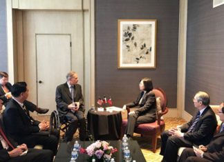 Abaikan Keberatan Beijing, Perwakilan Pemimpin AS Temui Presiden Taiwan di Texas 22-abaikan-tiongkok-pemimpin-as-temui-presiden-taiwan-di-texas