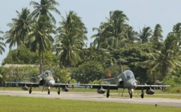 Hawk 109 dan Hawk 209 TNI AU. Kredit Foto: Ipenk666/Ifan Triyanto.