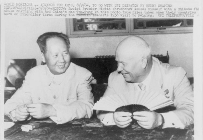 Mao Zedong dan Nikita Khrushchev