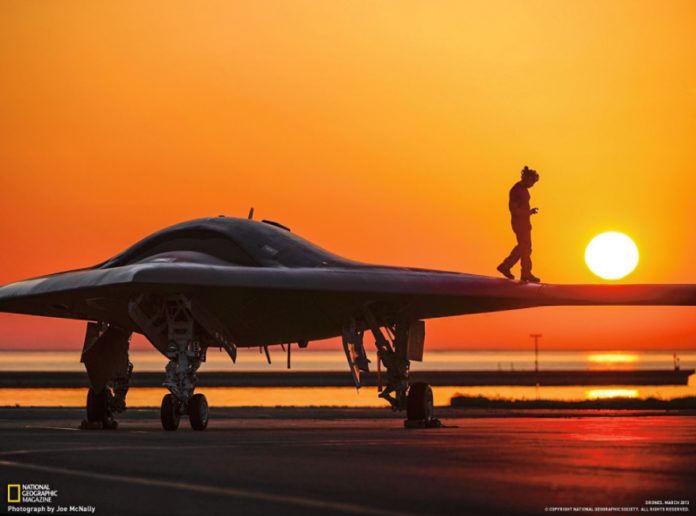 X-47B, Pesawat Tempur Tanpa Awak Masa Depan X-47B, Pesawat Tempur Tanpa Awak Masa Depan