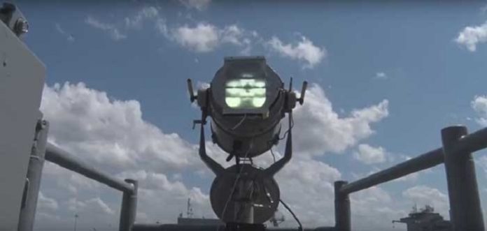 Flashing Light to Text Converter, Alat Komunikasi Antar Kapal Perang Tanpa Radio