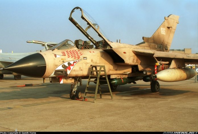 Panavia Tornado Pilot Inggris Panavia Tornado Pilot Inggris