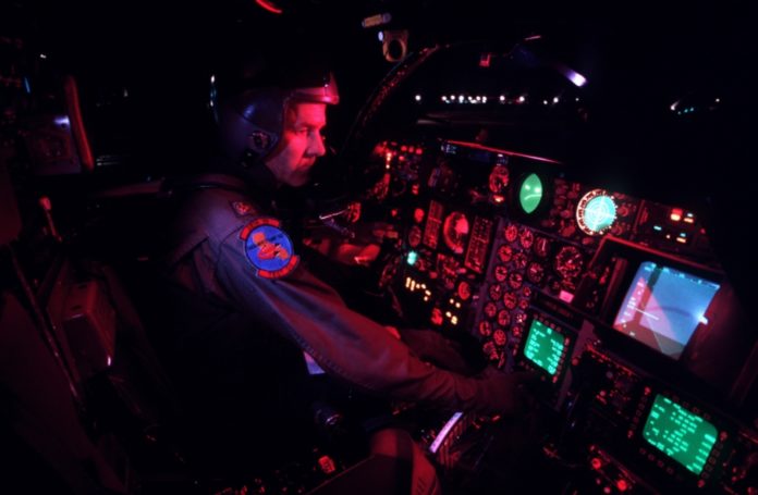 Radio Compass, Penuntun Navigasi Pesawat Terbang