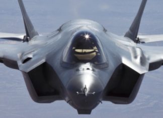 F-35 JSF Tampak depan