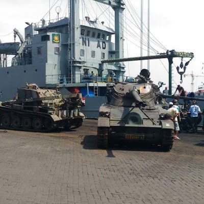 Tank AMX13 Kodam Brawijaya Pindah Rumah Ke Kodam Tanjung PuraTank AMX13 Kodam Brawijaya Pindah Rumah Ke Kodam Tanjung Pura