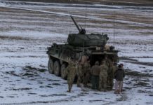 IFV Stryker Dengan Senjata Meriam Otomatis Ditempatkan Di Eropa IFV Stryker Dengan Senjata Meriam Otomatis Ditempatkan Di Eropa
