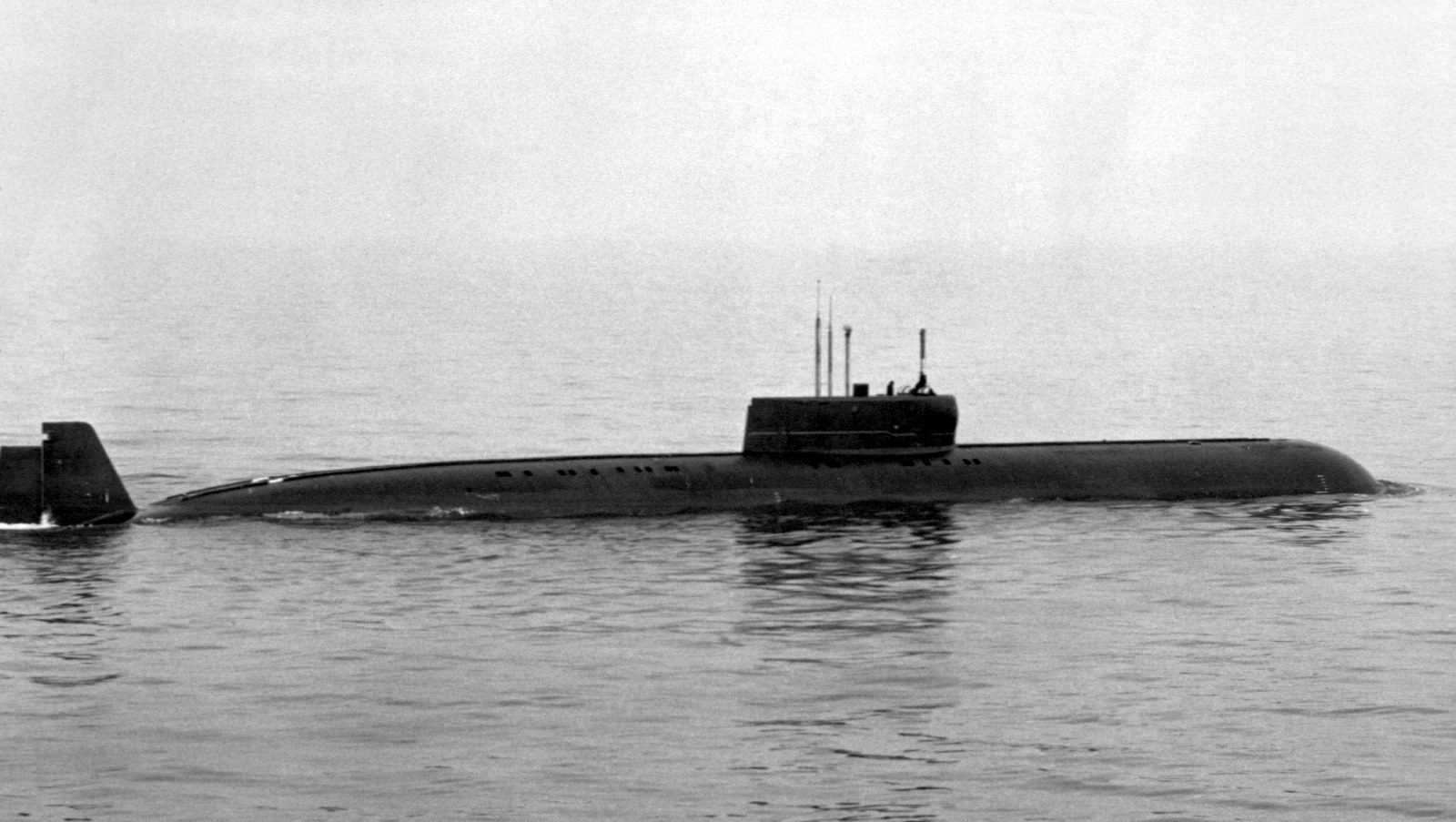 Kapal selam nuklir K-222 Papa Class Golden Fish
