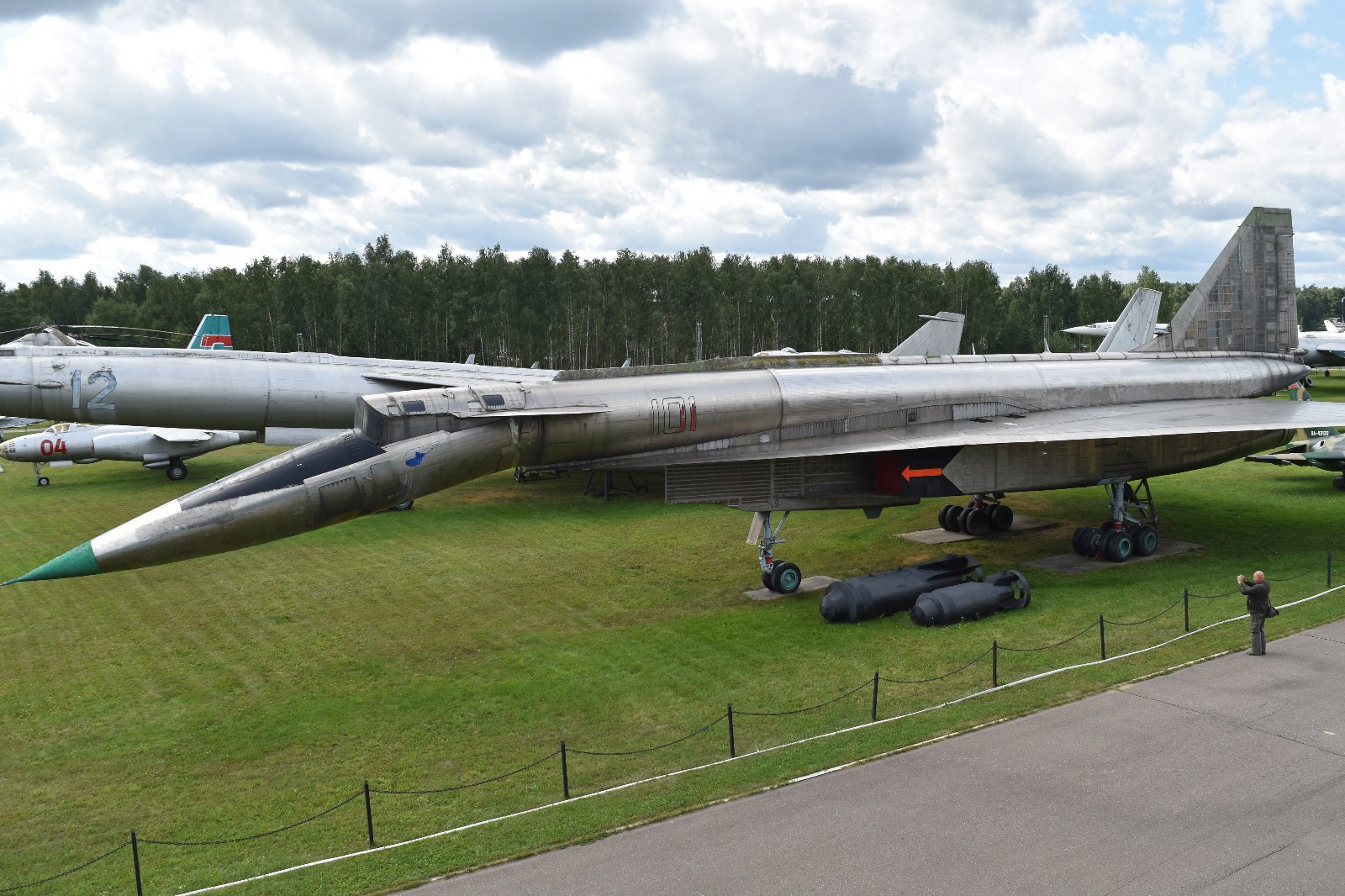 Sukhoi T-4 Sotka di Museum Monino