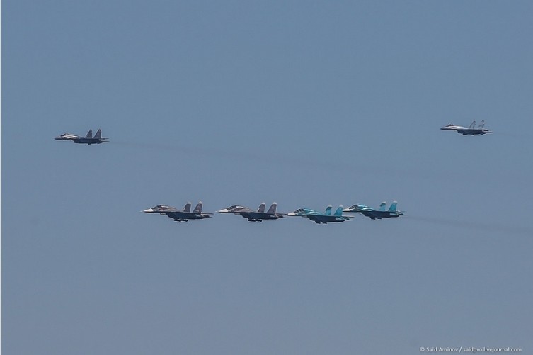Sequence Bombing Run Su-34 Fullback