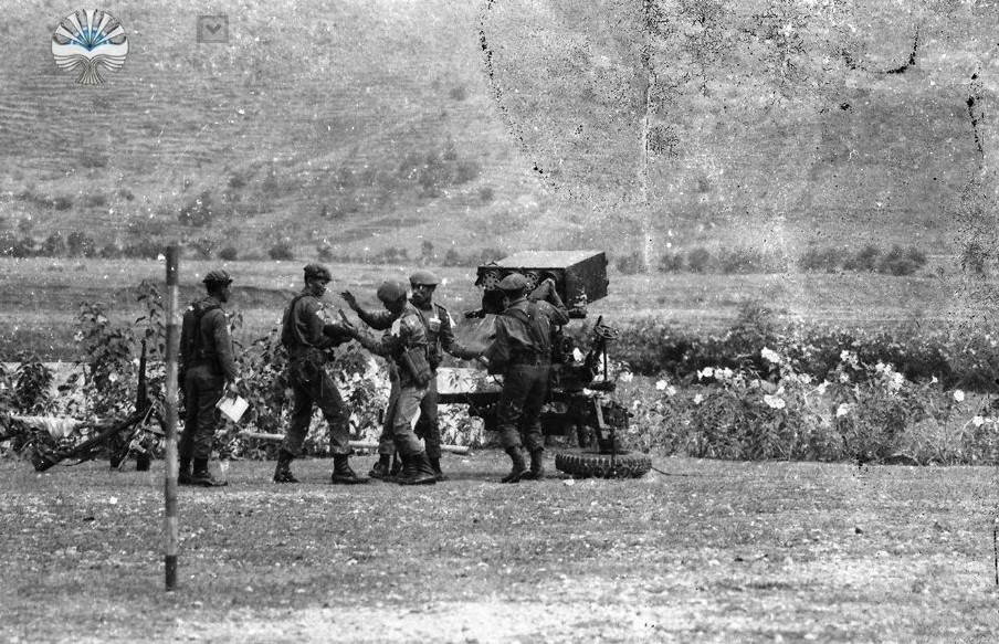 Foto latihan gabungan TNI 1969: Towed RM-51 130mm MLRS