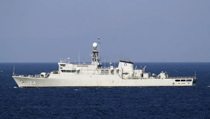 Seri Kapal Legendaris TNI AL : KRI Ki Hajar Dewantara 364 Seri Kapal Legendaris TNI AL : KRI Ki Hajar Dewantara 364