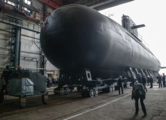 Rusia Luncurkan Unit Kedua Kapal Selam Kelas Lada Rusia Luncurkan Unit Kedua Kapal Selam Kelas Lada