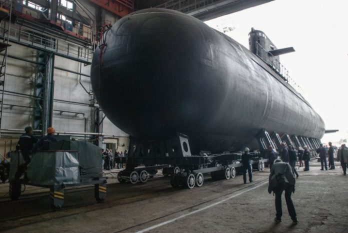 Rusia Luncurkan Unit Kedua Kapal Selam Kelas Lada