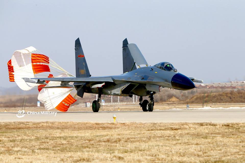 Foto foto J-11, Copy Su-27SK Flanker dari China