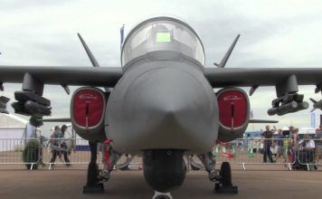 Pesawat Tempur Berharga Murah Textron Airland Scorpion. Tampak berbagai senjata yang mampu digotong dalam 6 hardpoint dan 1 bomb bay nya.