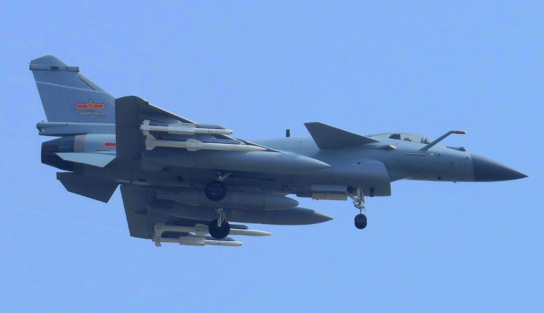 J-10C, salah satu andalan PLAAF dalam konflik China vs Taiwan